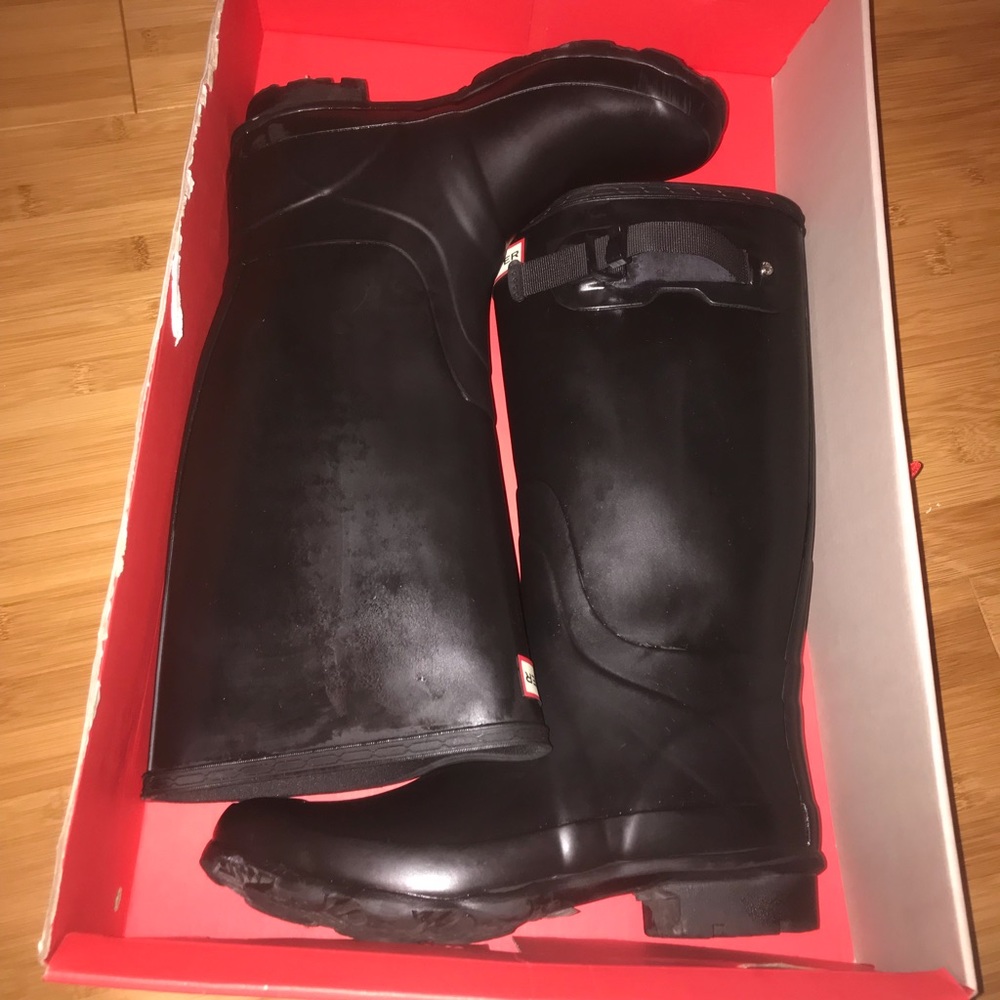 Black Matte Adjustable strap Hunter Boots